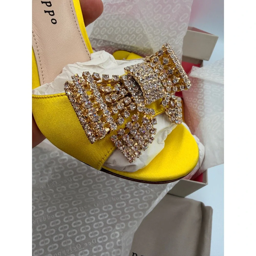 Dee Ocleppo new box